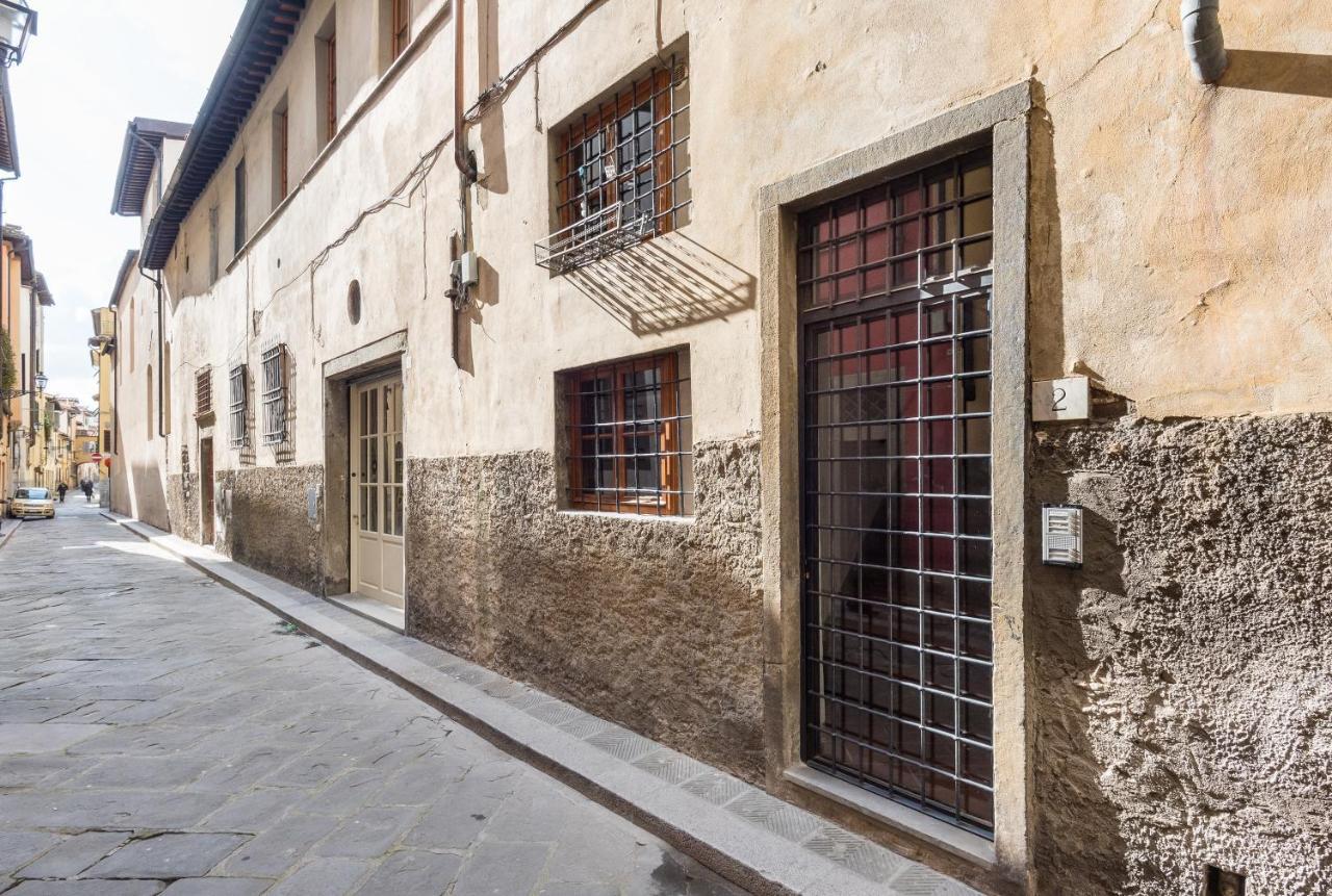 Refined Flat With Private Loggia In San Frediano Appartamento