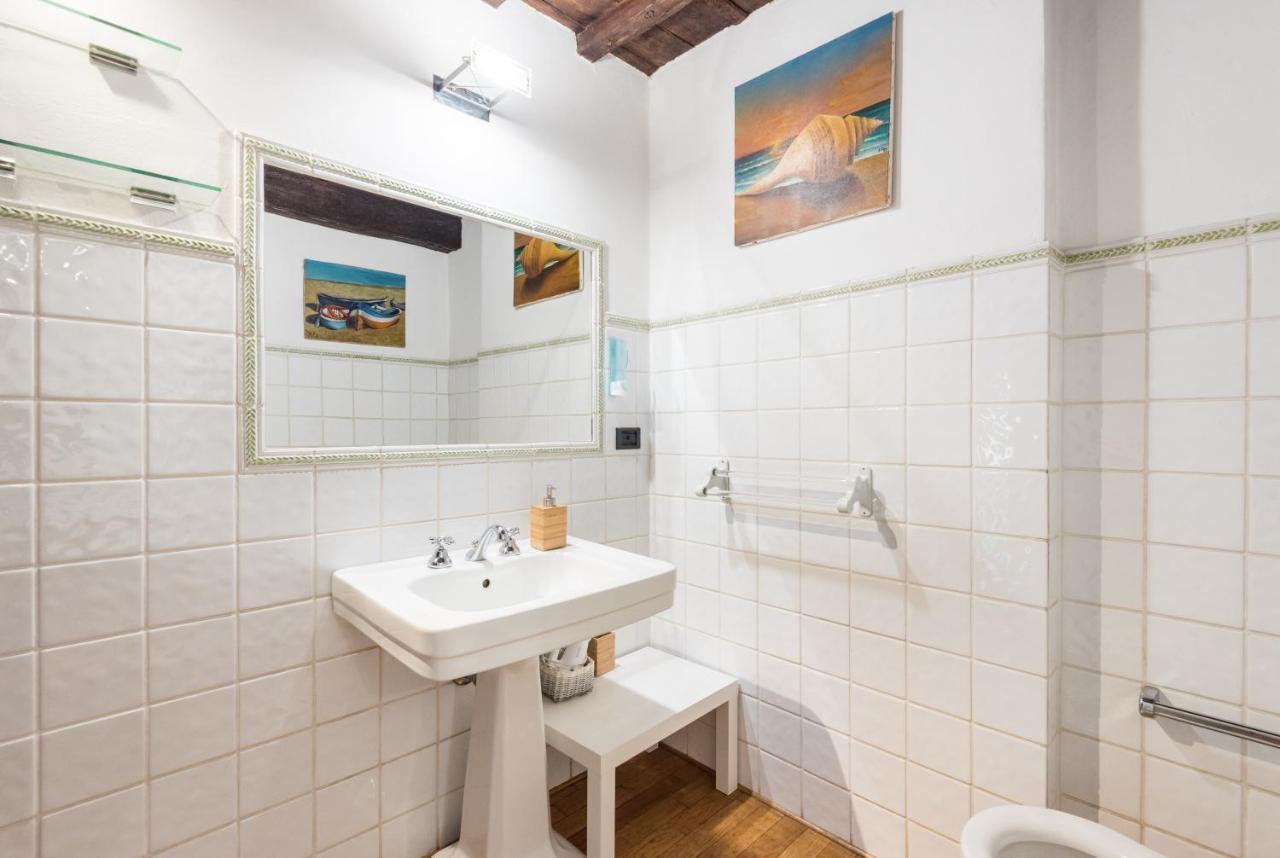 Appartamento Refined Flat With Private Loggia In San Frediano Firenze